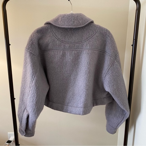 Urban Outfitters Cropped Gray Jacket in S - Picture 4 of 4
